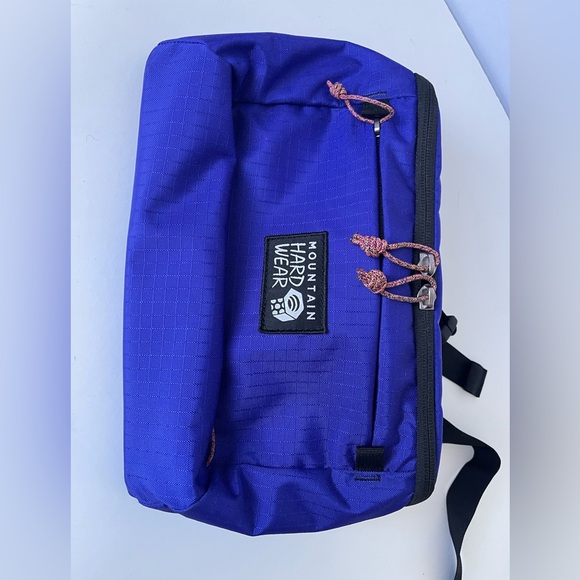 Mountain Hardwear Handbags - Mountain Hardware Camp4 HP Hip Pack Purple